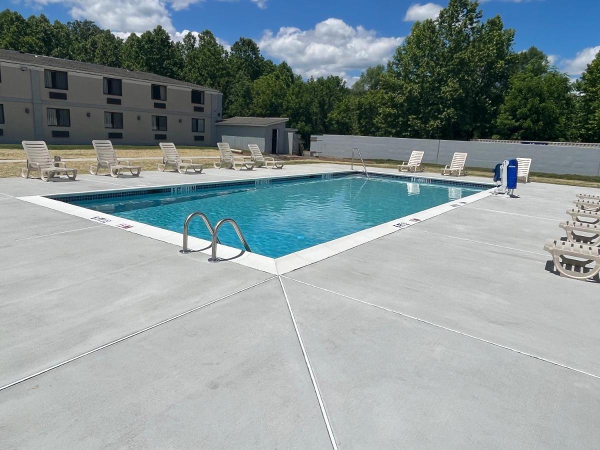 Ramada By Wyndham Allentown Bethlehem Buitenkant foto