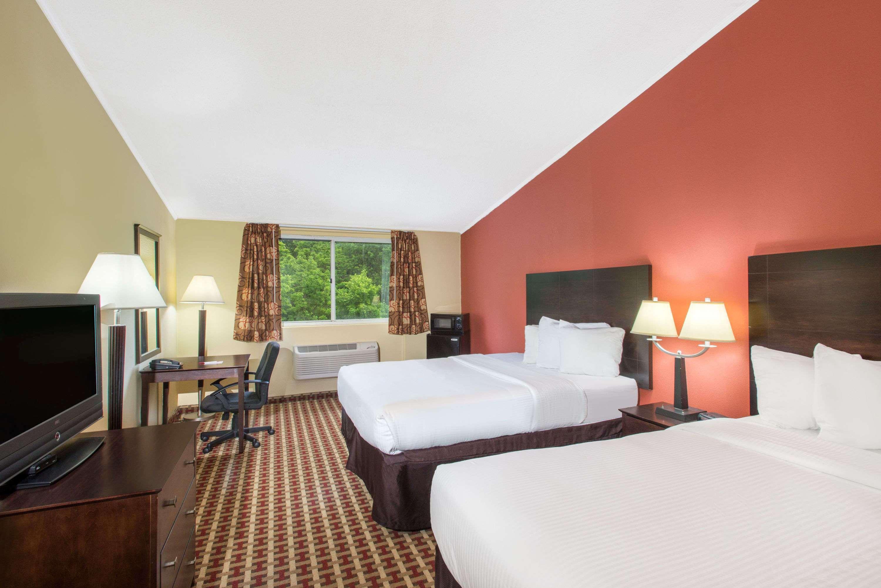 Ramada By Wyndham Allentown Bethlehem Buitenkant foto