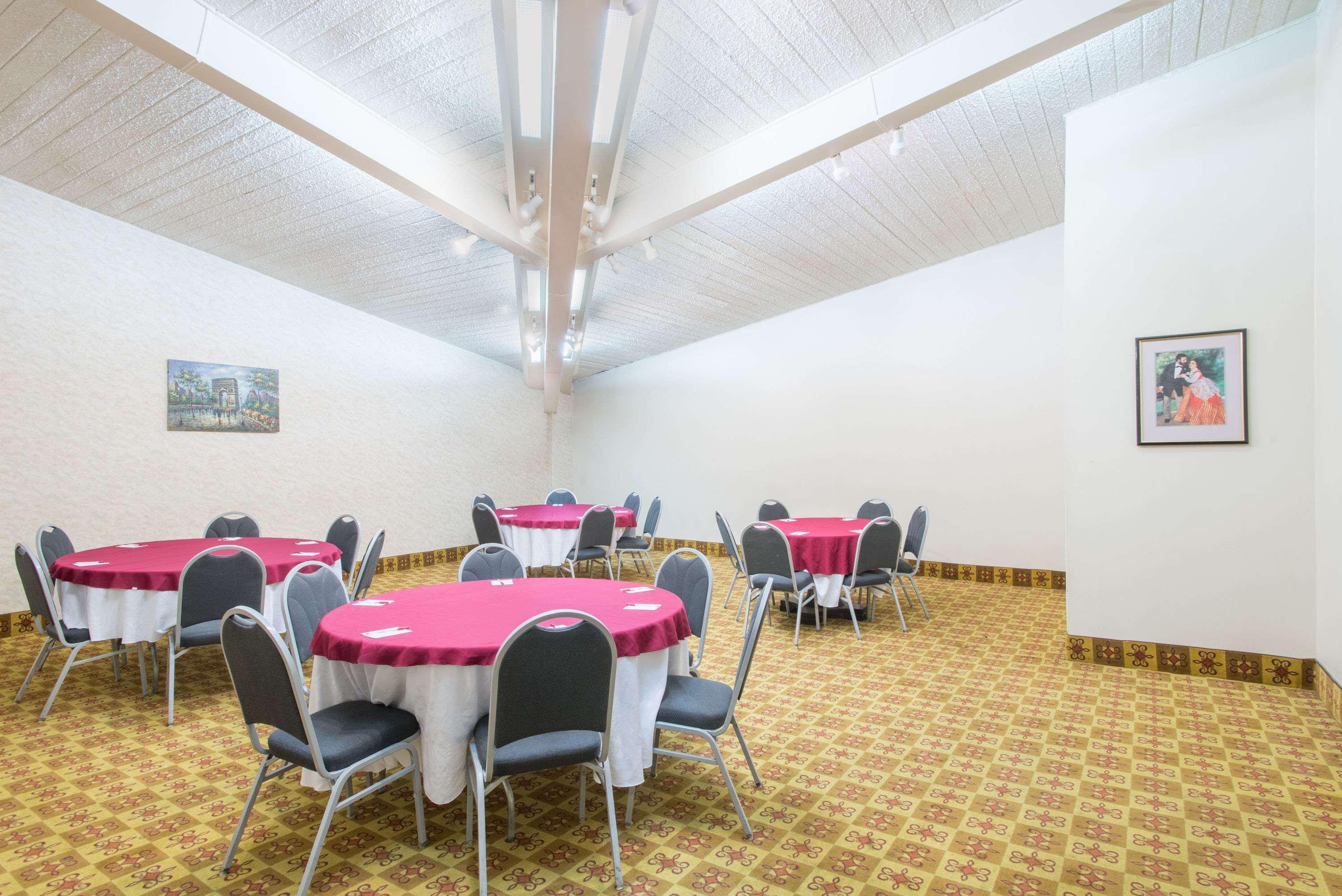 Ramada By Wyndham Allentown Bethlehem Buitenkant foto