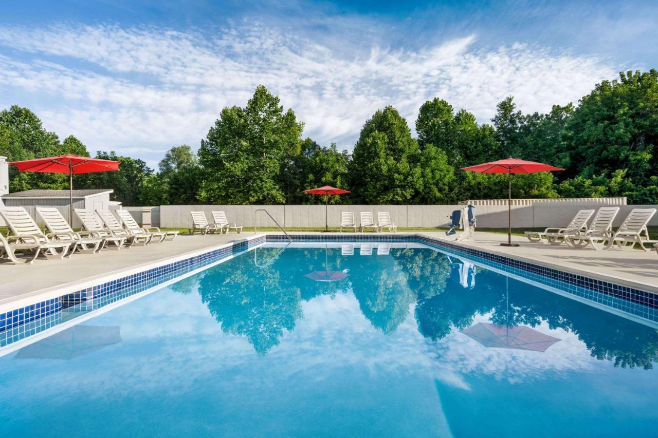 Ramada By Wyndham Allentown Bethlehem Buitenkant foto
