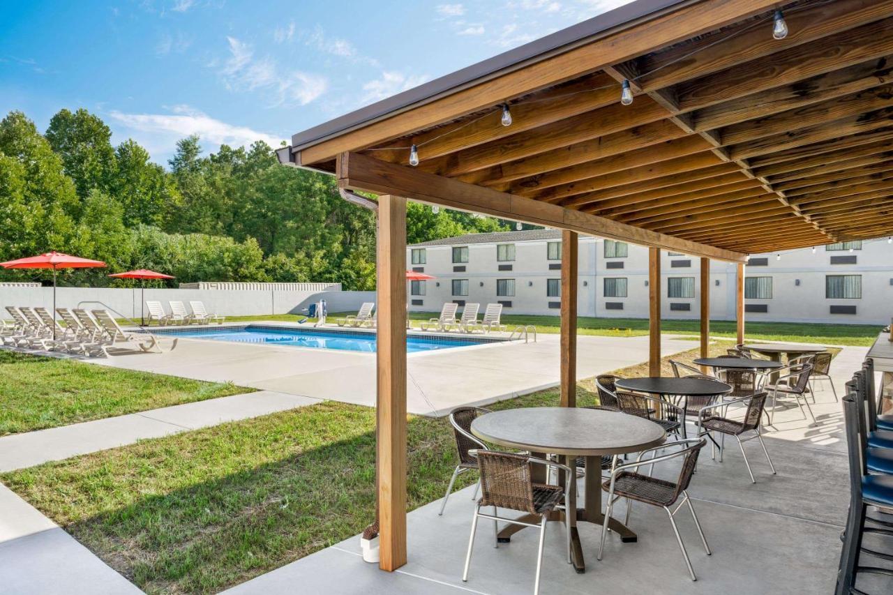 Ramada By Wyndham Allentown Bethlehem Buitenkant foto