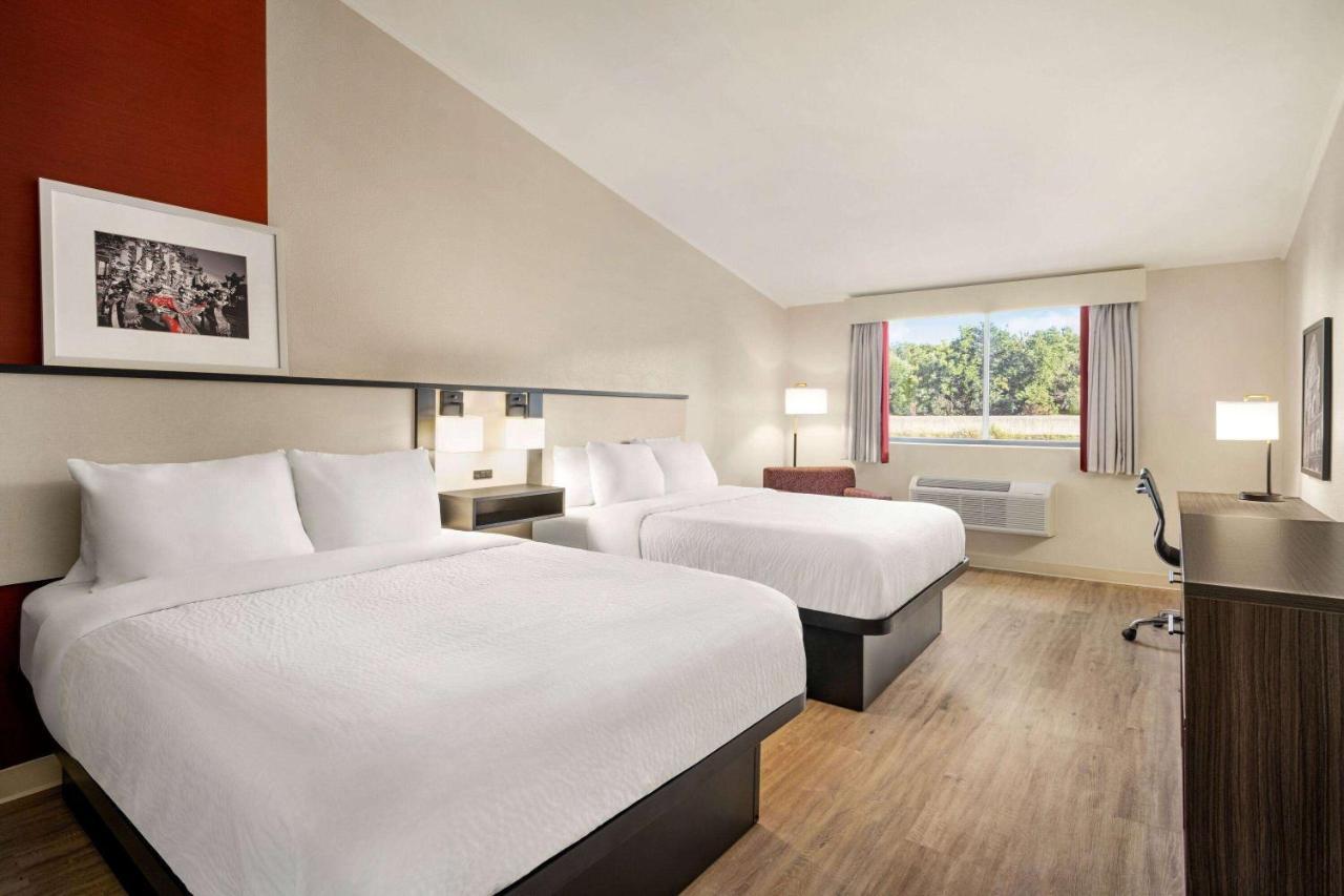 Ramada By Wyndham Allentown Bethlehem Buitenkant foto