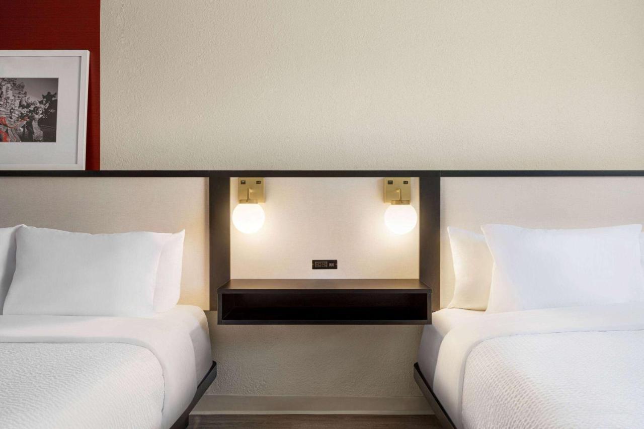 Ramada By Wyndham Allentown Bethlehem Buitenkant foto